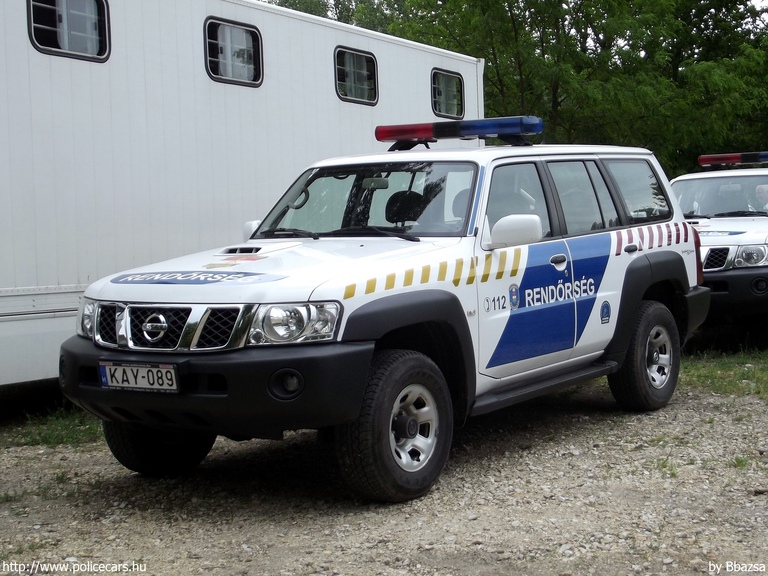 Nissan Patrol, fotó: Bbazsa
Keywords: rendőr rendőrautó rendőrség magyar Magyarország KAY-089 Hungary hungarian police policecar 