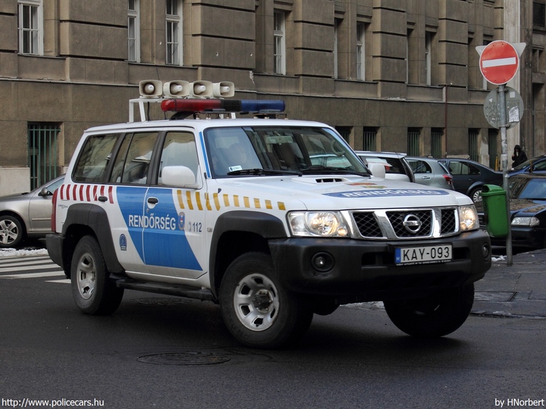 Nissan Patrol, fotó: HNorbert
Keywords: rendőr rendőrautó rendőrség magyar Magyarország KAY-093 Hungary hungarian police policecar 