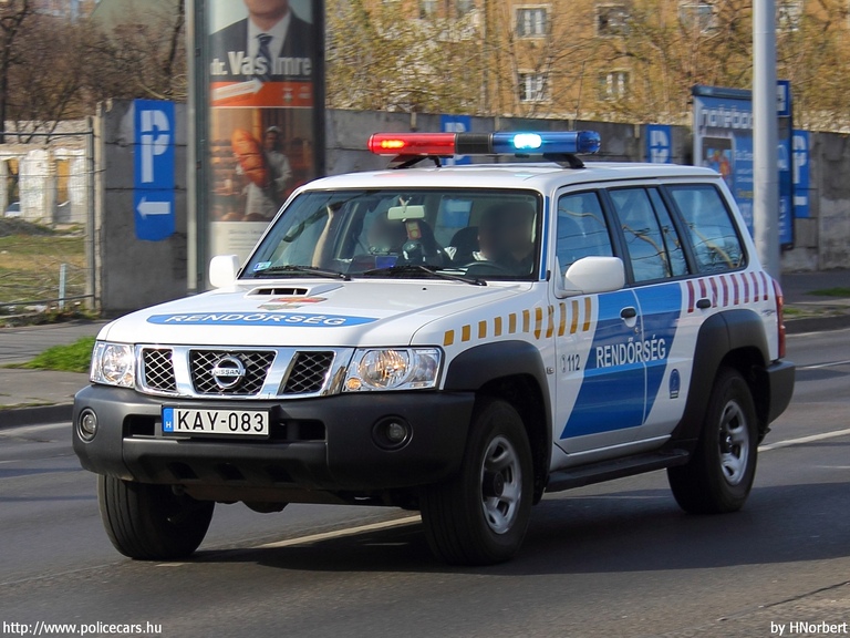 Nissan Patrol, fotó: HNorbert
Keywords: rendőr rendőrautó rendőrség magyar Magyarország KAY-083 Hungary hungarian police policecar 