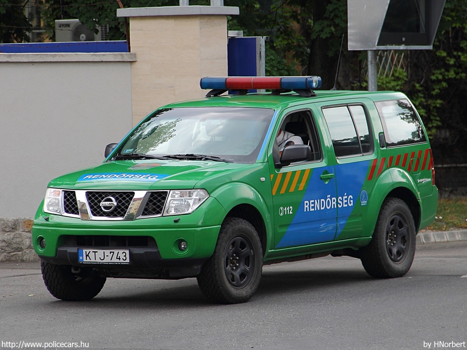 Nissan Pathfinder, fotó: HNorbert
Keywords: KTJ-743 rendőr rendőrautó rendőrség magyar Magyarország  Hungary hungarian police policecar 