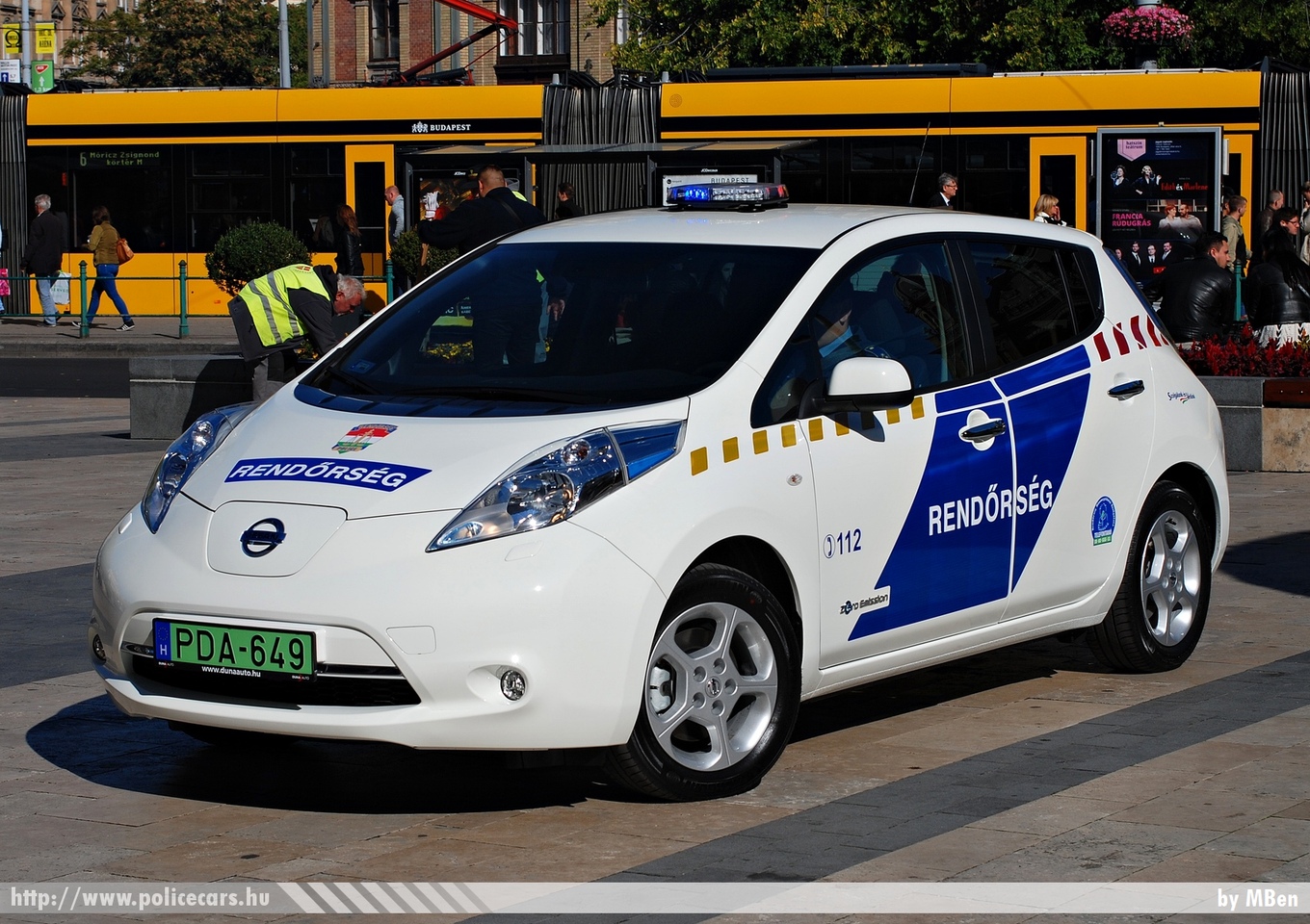 Nissan Leaf, fotó: MBen
Keywords: magyar Magyarország rendőr rendőrautó rendőrség Hungary hungarian police policecar PDA-649