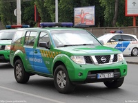 nissan070.jpg