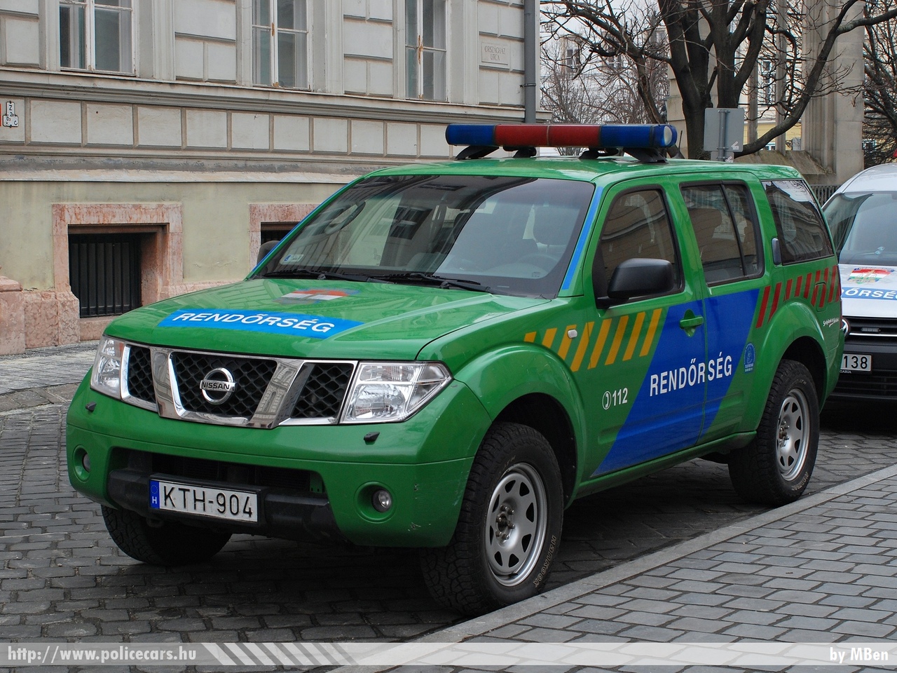 Nissan Pathfinder, fotó: MBen
Keywords: magyar Magyarország rendőr rendőrautó rendőrség Hungary hungarian police policecar KTH-904