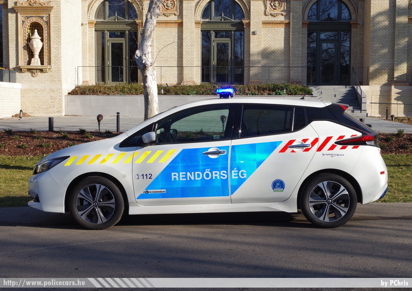 Nissan Leaf, fotó: PChris
Keywords: magyar Magyarország rendőr rendőrautó rendőrség Hungary hungarian police policecar SAB-204
