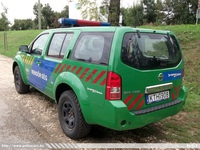 nissan095.jpg