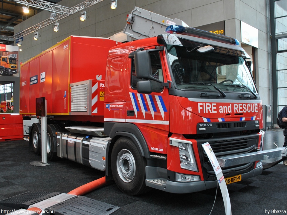 Volvo FM, fotó: Bbazsa
Keywords: holland Hollandia tûzoltó tûzoltóautó tûzoltóság Netherlands Dutch fire firetruck