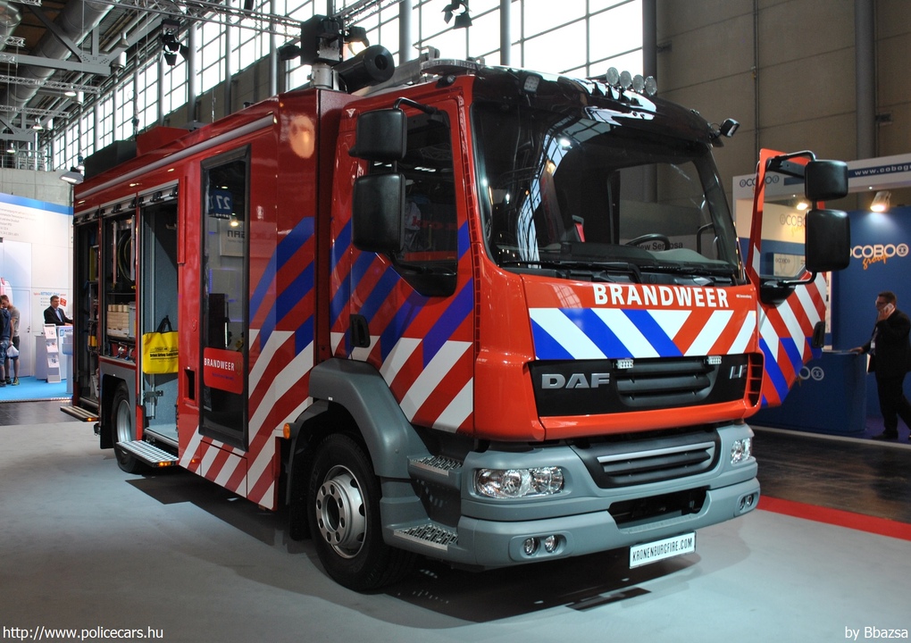 DAF LF, fotó: Bbazsa
Keywords: holland Hollandia tûzoltó tûzoltóautó tûzoltóság Netherlands Dutch fire firetruck
