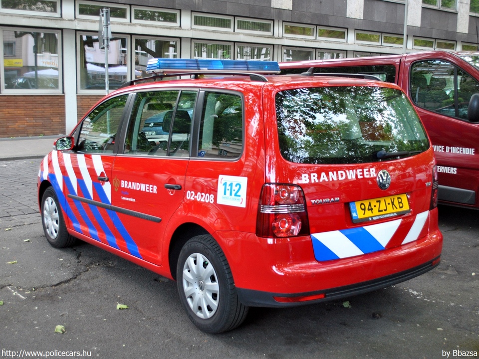 Volkswagen Touran, fotó: Bbazsa
Keywords: holland Hollandia tûzoltó tûzoltóautó tûzoltóság Netherlands Dutch fire firetruck