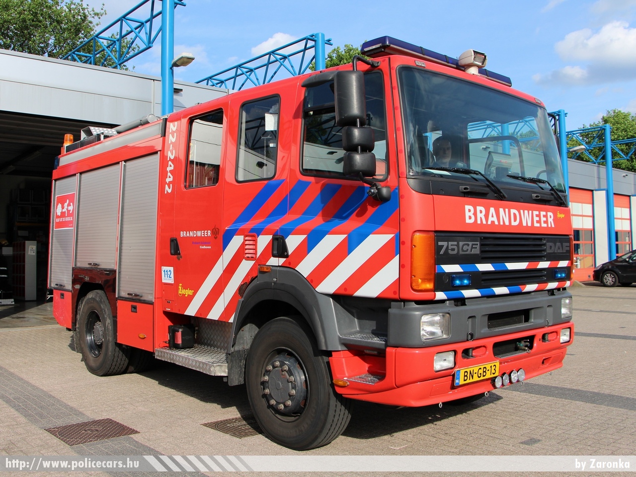 DAF CF 75 Ziegler, fotó: Zaronka
Keywords: holland Hollandia tûzoltó tûzoltóautó tûzoltóság Netherlands Dutch fire firetruck