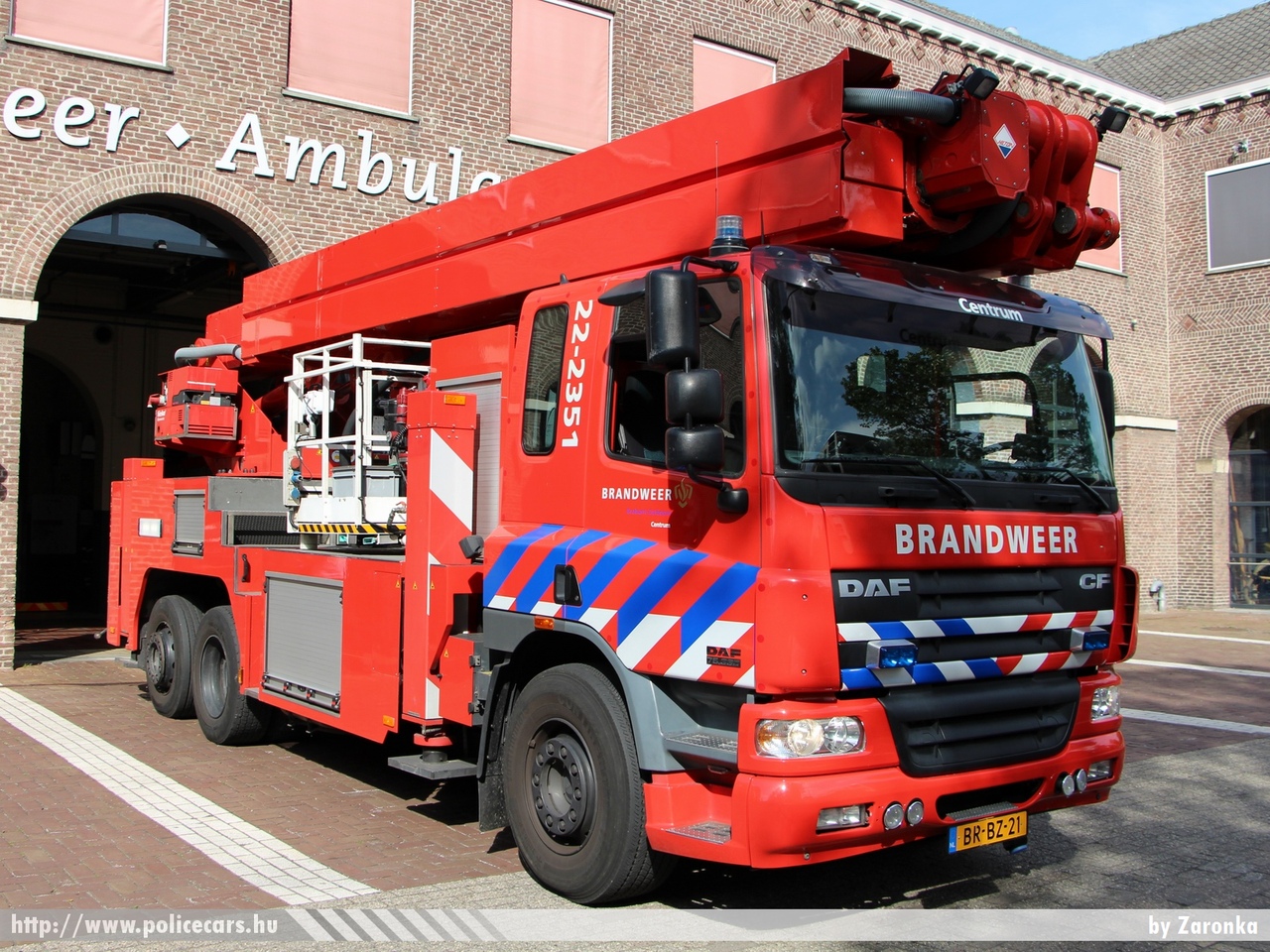 DAF CF, fotó: Zaronka
Keywords: holland Hollandia tûzoltó tûzoltóautó tûzoltóság Netherlands Dutch fire firetruck