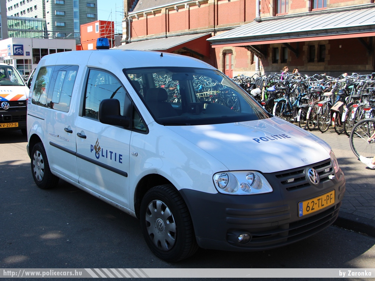 Volkswagen Caddy, fotó: Zaronka
Keywords: holland rendőr rendőrautó rendőrség Hollandia