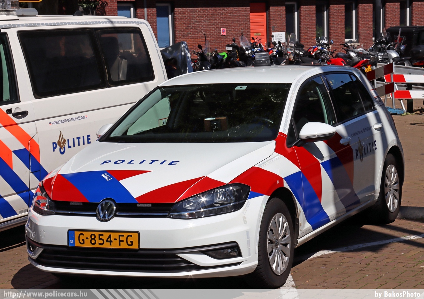 Volkswagen Golf VII, Politie, fotó: BakosPhoto
Keywords: rendőr rendőrautó rendőrség Hollandia holland police policecar Netherlands dutch csendőrség
