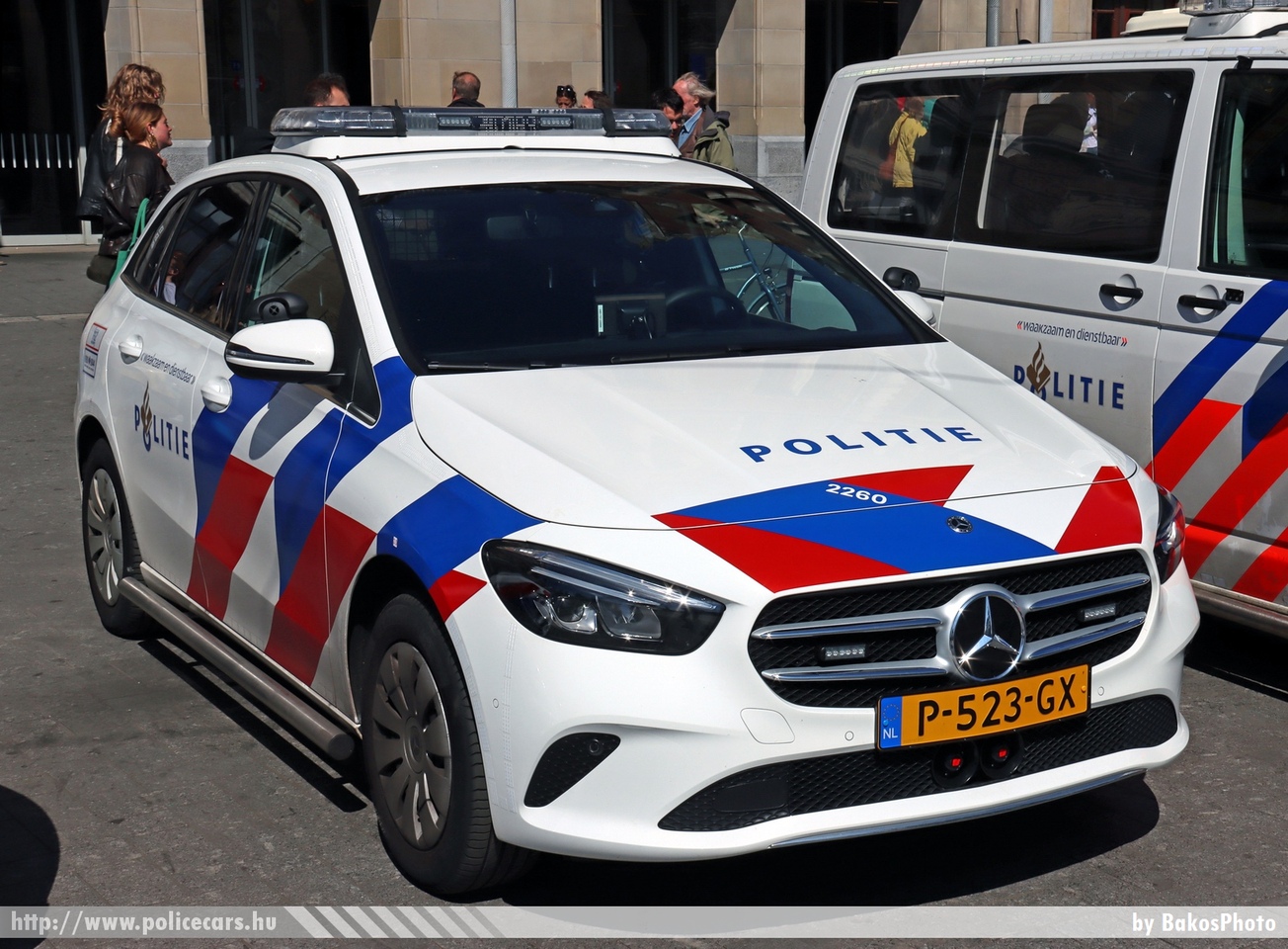 Mercedes B, Politie, fotó: BakosPhoto
Keywords: rendőr rendőrautó rendőrség Hollandia holland police policecar Netherlands dutch csendőrség