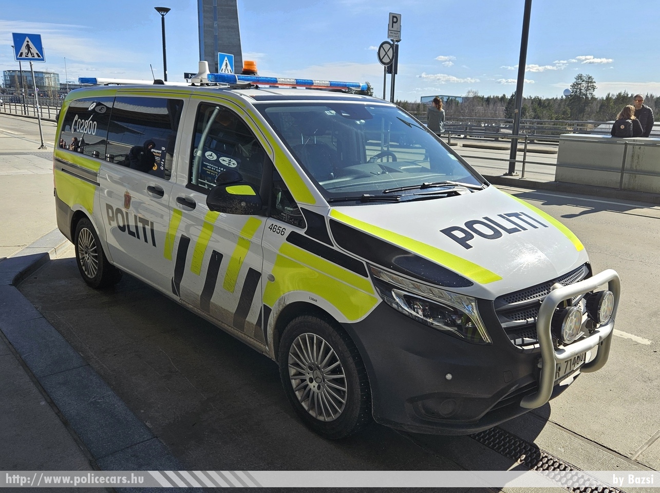 Mercedes Vito, Politi, fotó: Bazsi
Keywords: norway norvegian norvég norvégia rendőr rendőrautó rendőrség police policecar