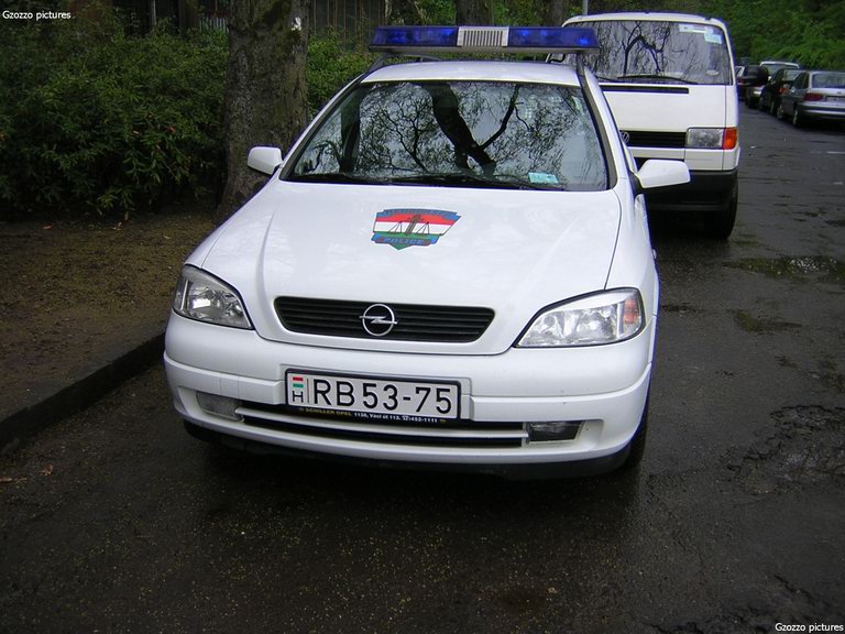 Opel Astra, fotó: Gzozzo pictures
Keywords: rendőrség rendőr rendőrautó magyar Magyarország RB53-75 police policecar hungarian Hungary