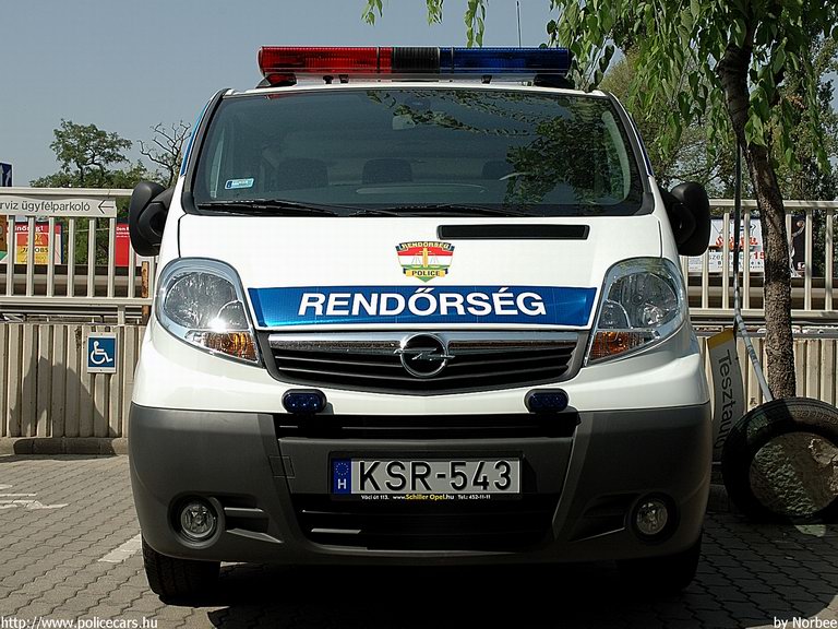 Opel Vivaro, fotó: Norbee
Keywords: rendőrség rendőr rendőrautó KSR-543 magyar Magyarország police policecar hungarian Hungary