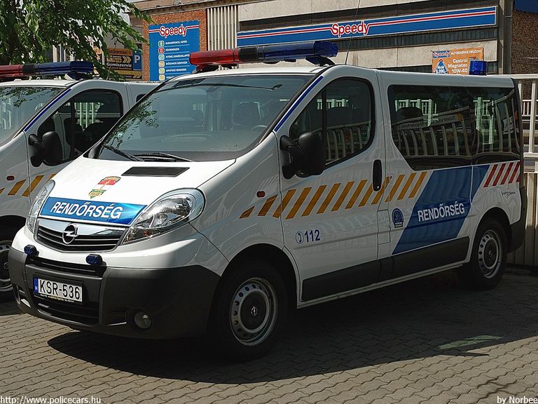 Opel Vivaro, fotó: Norbee
Keywords: rendőrség rendőr rendőrautó KSR-536 magyar Magyarország police policecar hungarian Hungary