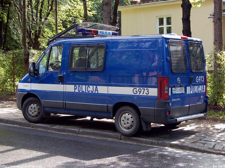 Fiat Ducato, fotó: Geri
Keywords: rendőr rendőrautó rendőrség lengyel Lengyelország