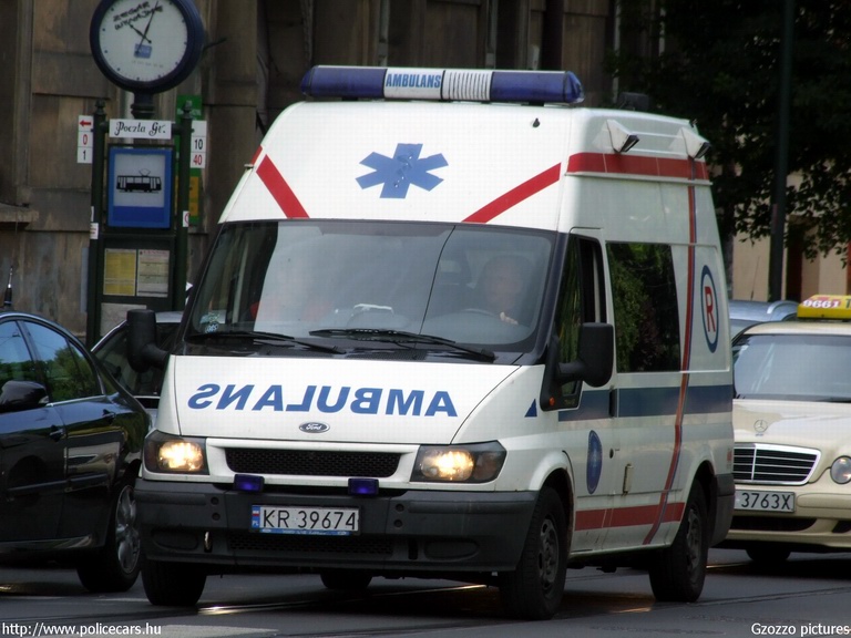 Ford Transit, fotó: Gzozzo pictures
Keywords: mentő mentőautó Lengyelország lengyel