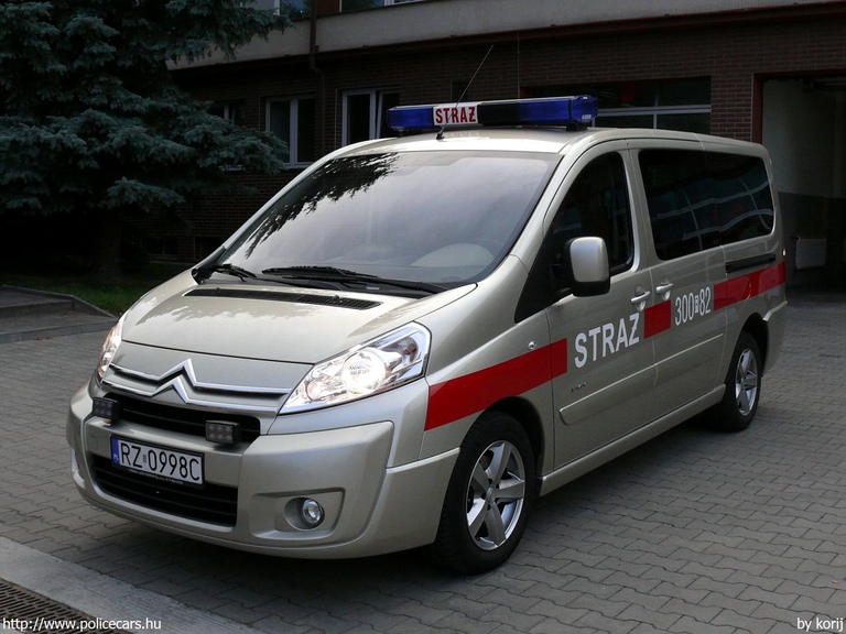 Citroen Jumpy, fotó: korij
Keywords: tûzoltó tûzoltóautó tûzoltóság lengyel Lengyelország