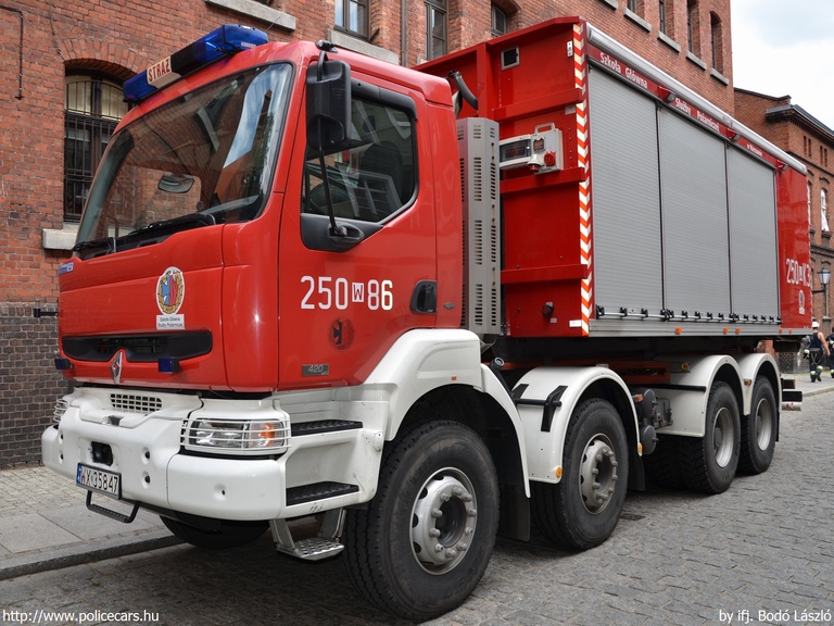 Renault Kerax 420, fotó: ifj. Bodó László
Keywords: lengyel Lengyelország tûzoltó tûzoltóautó tûzoltóság