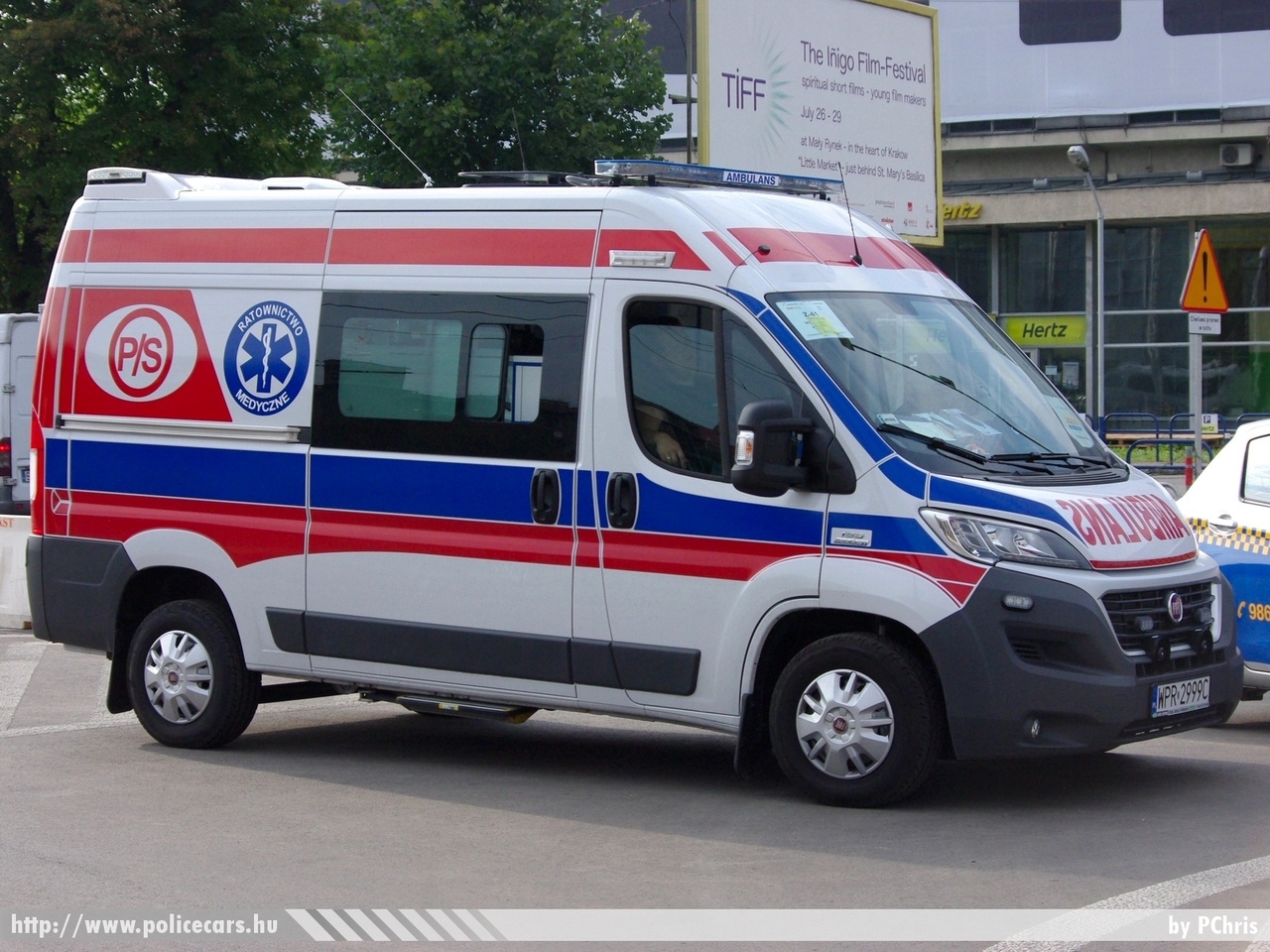 Fiat Ducato, fotó: PChris
Keywords: lengyel lengyelország mentő ambulance