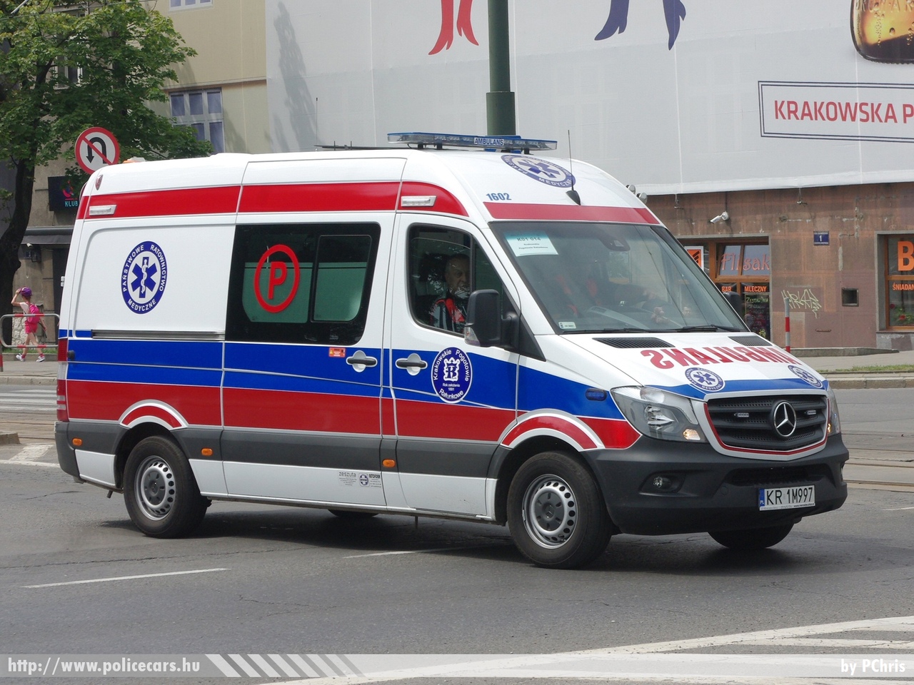 Mercedes-Benz Sprinter, fotó: PChris
Keywords: lengyel lengyelország mentő ambulance