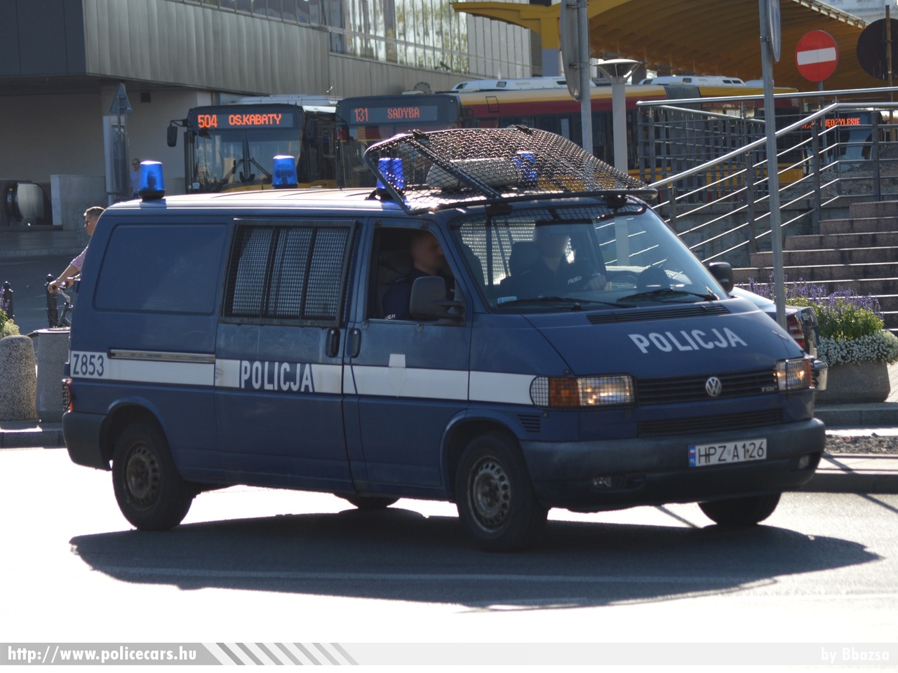Volkswagen Transporter T4, Varsó, fotó: Bbazsa
Keywords: lengyel Lengyelország rendőr rendőrautó rendőrség polish Poland police policecar