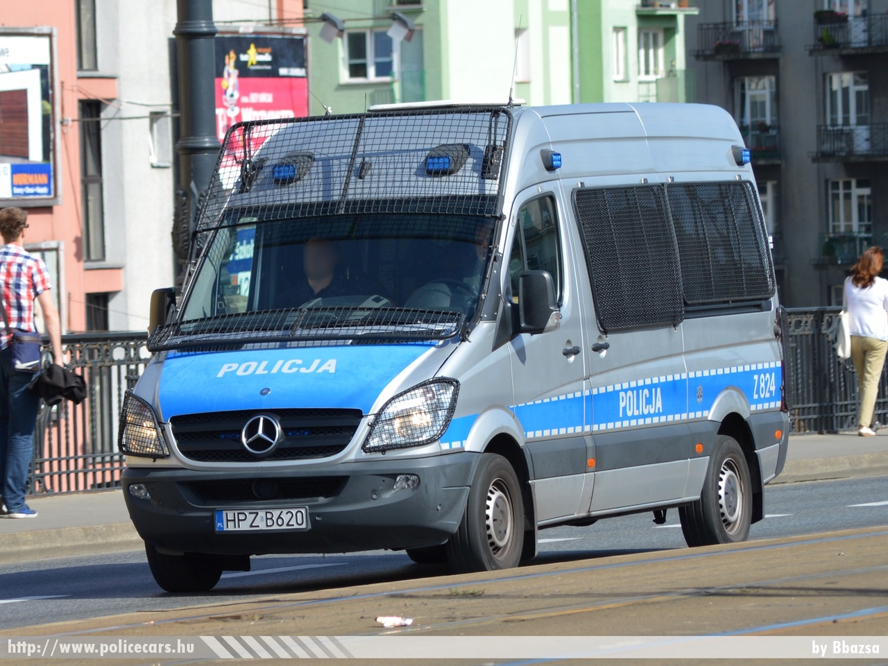 Mercedes-Benz Sprinter II 316 CDI, Varsó, fotó: Bbazsa
Keywords: lengyel Lengyelország rendőr rendőrautó rendőrség polish Poland police policecar