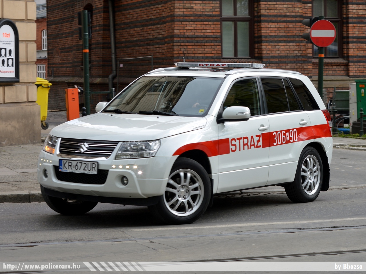 Suzuki Grand Vitara, Krakkó JRG6, fotó: Bbazsa
Keywords: lengyel lengyelország tûzoltóság tûzoltó fire dept