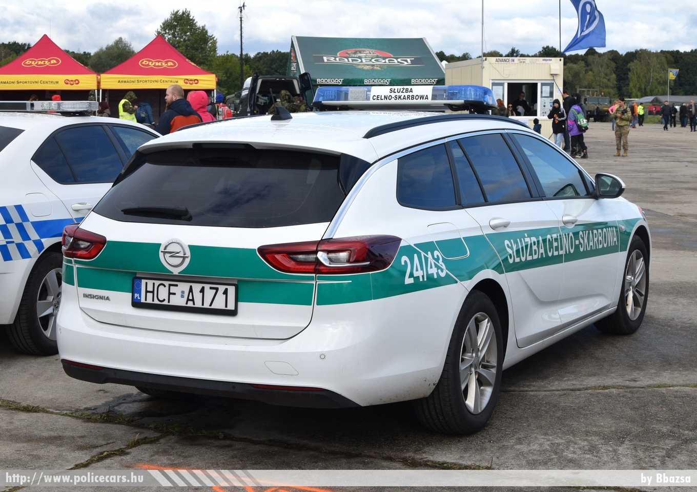 Opel Insignia, Służba Celno-Skarbowa, fotó: Bbazsa
Keywords: vám customs lengyel Lengyelország polish Poland
