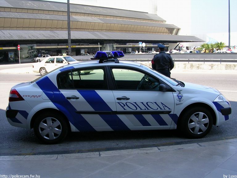 Renault Megane, fotó: Luxo
Keywords: rendőr rendőrautó rendőrség portugál Portugália