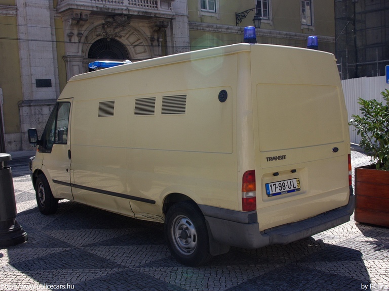 Ford Transit, büntetés-végrehajtás, fotó: PChris
Keywords: portugál Portugália