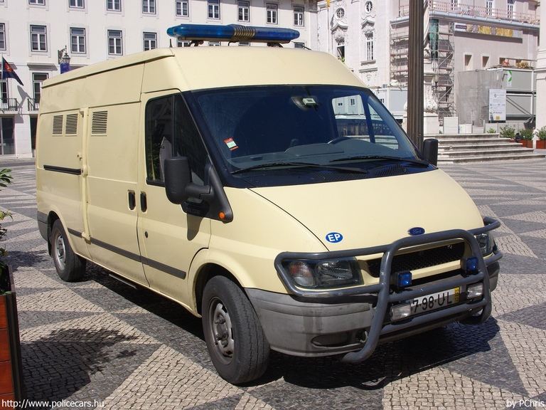 Ford Transit, büntetés-végrehajtás, fotó: PChris
Keywords: portugál Portugália