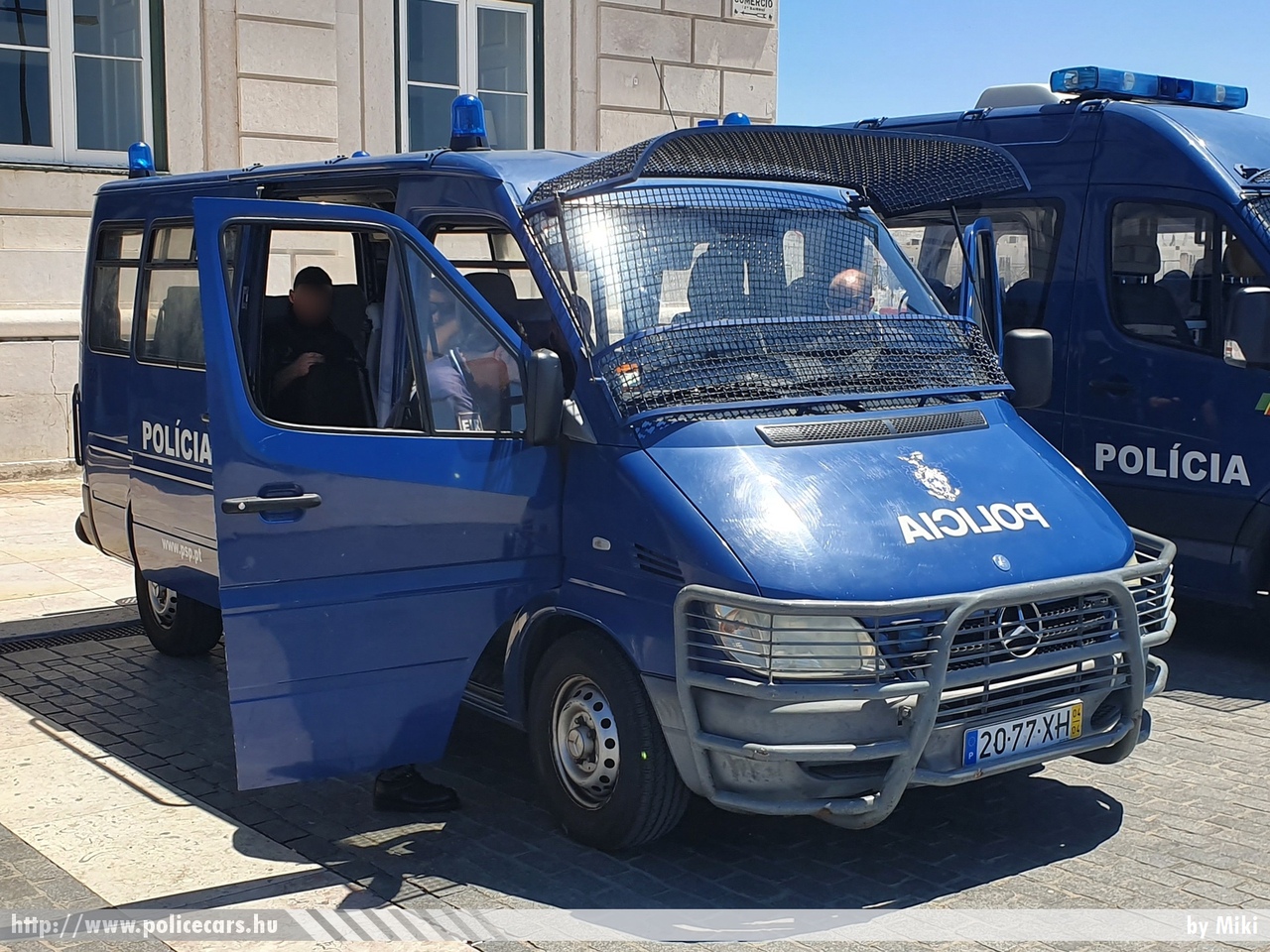 Mercedes Sprinter, fotó: Miki
Keywords: portugál Portugália rendőr rendőrautó rendőrség Portugalia police policecar