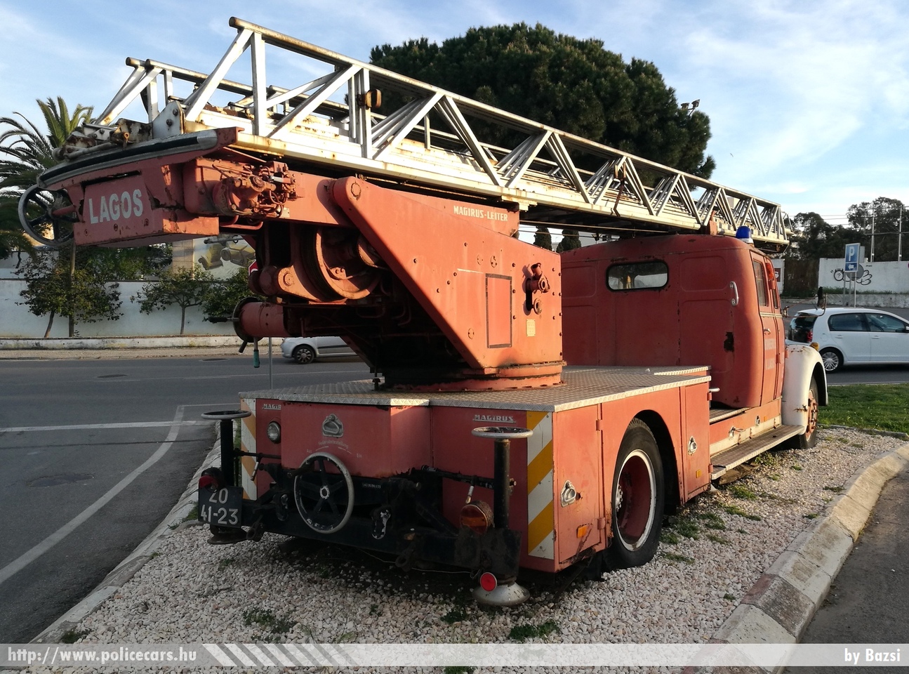 Magirus Deutz, Lagos, fotó: Bazsi
Keywords: tûzoltó tûzoltóautó tûzoltóság portugál Portugália portugal fire firetruck portuguese