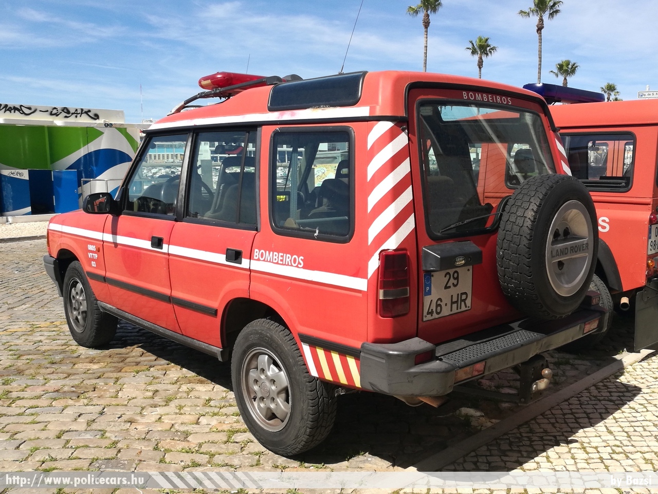 Land Rover Discovery, Associacao Humanitária de Bombeiros Faro - Cruz Lus, fotó: Bazsi
Keywords: tûzoltó tûzoltóautó tûzoltóság portugál Portugália portugal fire firetruck portuguese