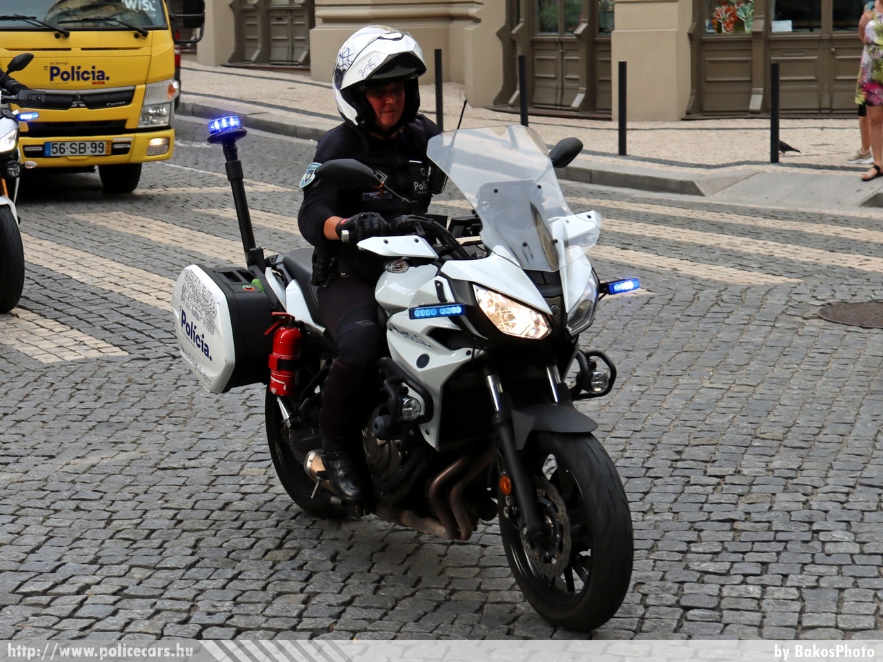?, Polícia Municipal do Porto, fotó: BakosPhoto
Keywords: portugál Portugália rendőr rendőrmotor rendőrség Portugalia police policemotorcycle portuguese