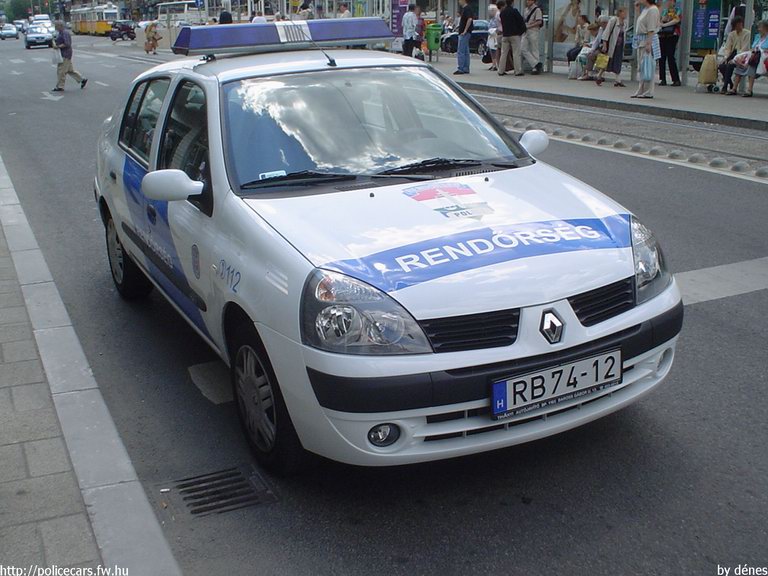 Renault Thalia, fotó: dénes
Keywords: police policecar Hungary hungarian rendőrautó rendőrség rendőr magyar Magyarország RB74-12