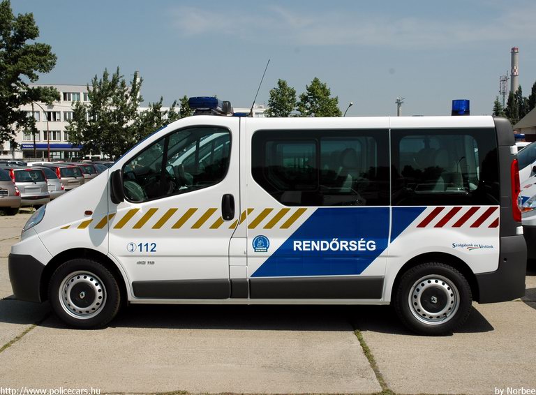 Renault Trafic, fotó: Norbee
Keywords: police policecar Hungary hungarian rendőrautó rendőrség rendőr magyar Magyarország