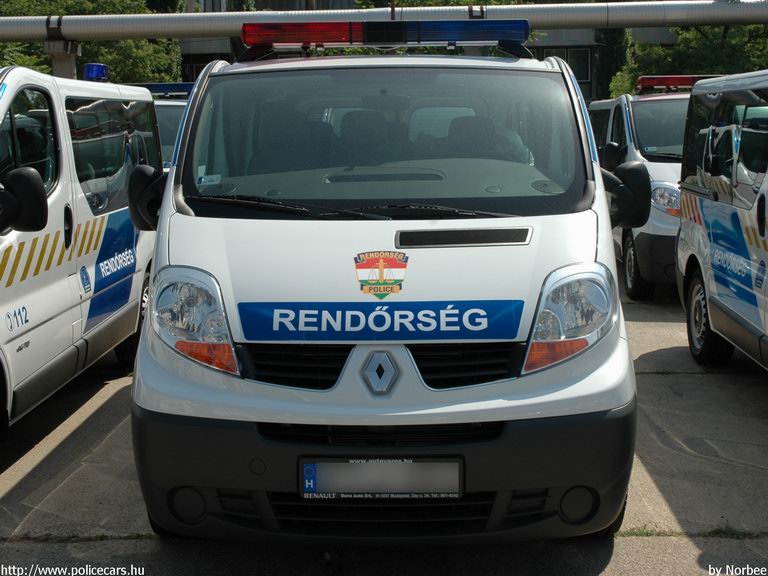 Renault Trafic, fotó: Norbee
Keywords: police policecar Hungary hungarian rendőrautó rendőrség rendőr magyar Magyarország