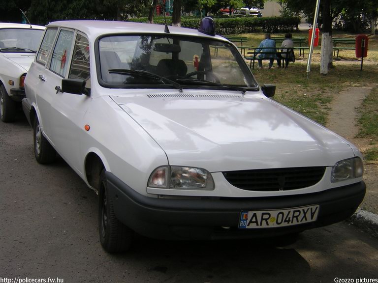 Dacia, fotó: Gzozzo pictures
Keywords: román Románia mentő mentőautó