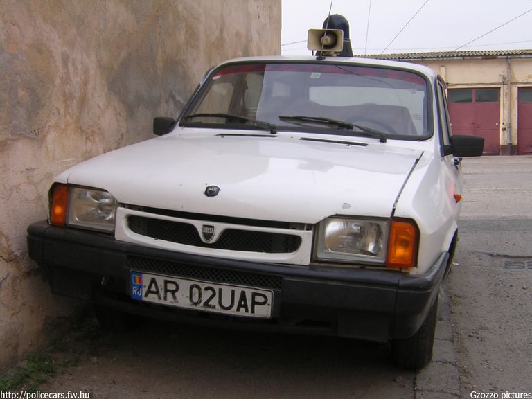 Dacia, fotó: Gzozzo pictures
Keywords: román Románia mentő mentőautó