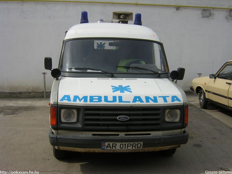 Ford Transit, fotó: Gzozzo pictures
Keywords: román Románia mentő mentőautó