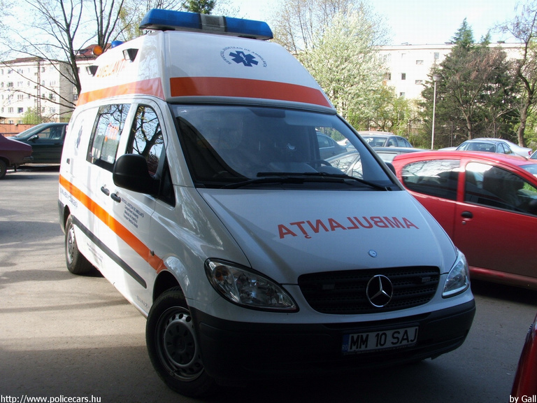 Mercedes Vito, fotó: Gall
Keywords: román Románia mentő mentőautó