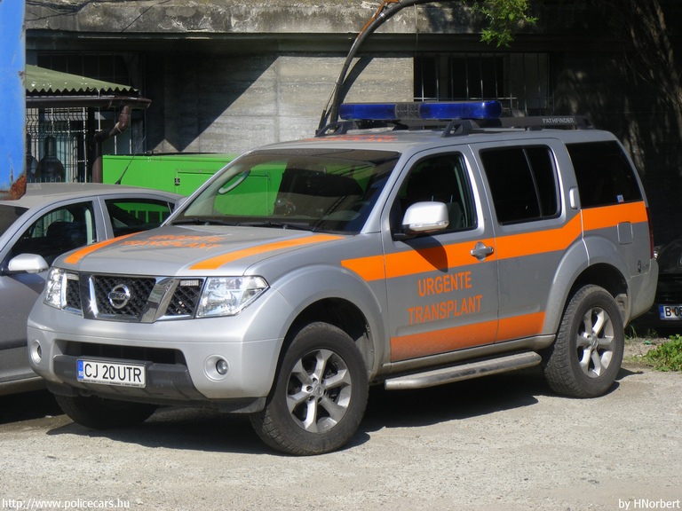 Nissan Pathfinder, fotó: HNorbert
Keywords: román Románia mentő mentőautó