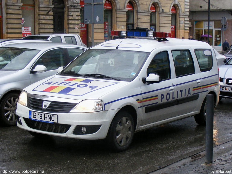 Dacia Logan MCV, fotó: HNorbert
Keywords: román Románia rendőr rendőrautó rendőrség