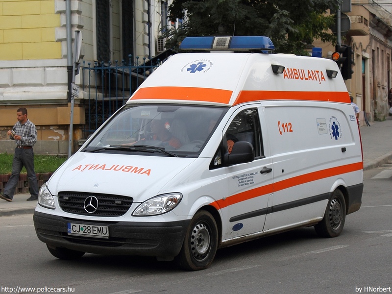 Mercedes-Benz Vito II 115 CDI, fotó: HNorbert
Keywords: román Románia mentő mentőautó CJ28EMU