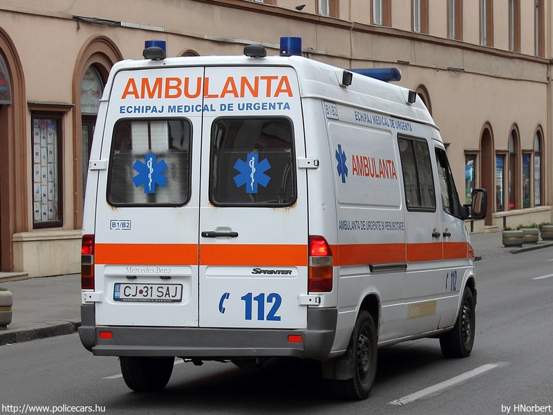 Mercedes-Benz Sprinter, fotó: HNorbert
Keywords: román Románia mentő mentőautó CJ31SAJ