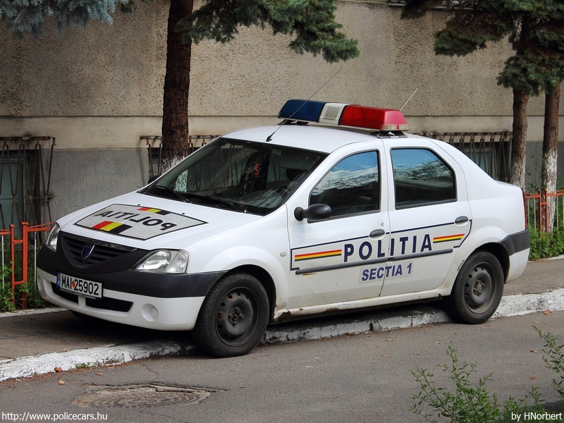 Dacia Logan, fotó: HNorbert
Keywords: román Románia rendőr rendőrautó rendőrség